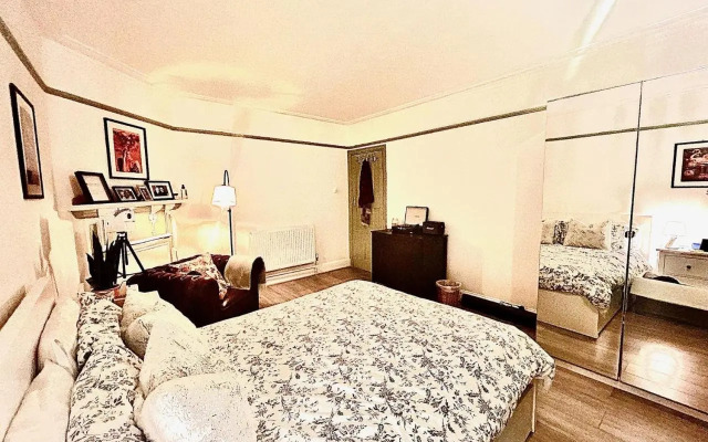 Rest Boutique Golders Green