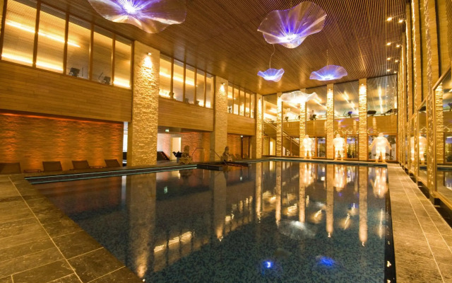 Vesper Hotel