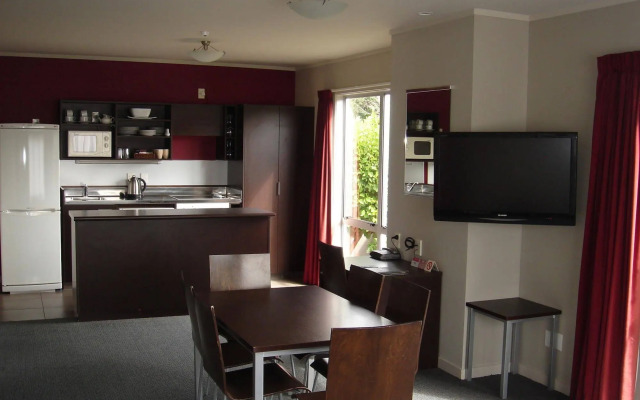 Arena Lodge