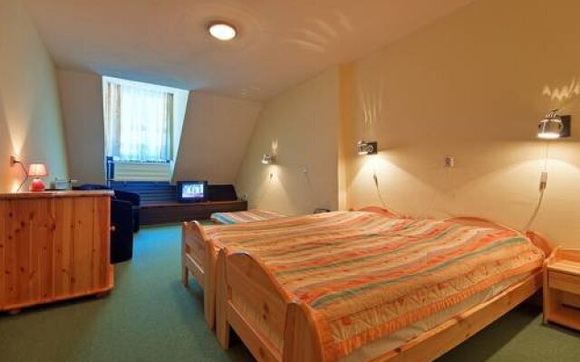 Hotel Junior ***