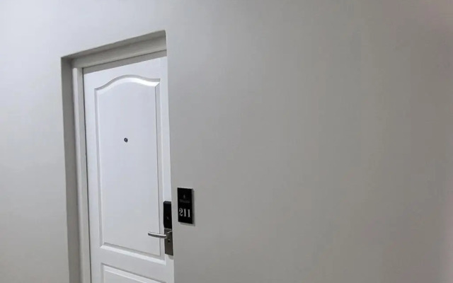 Shalimar Gardens Hotel