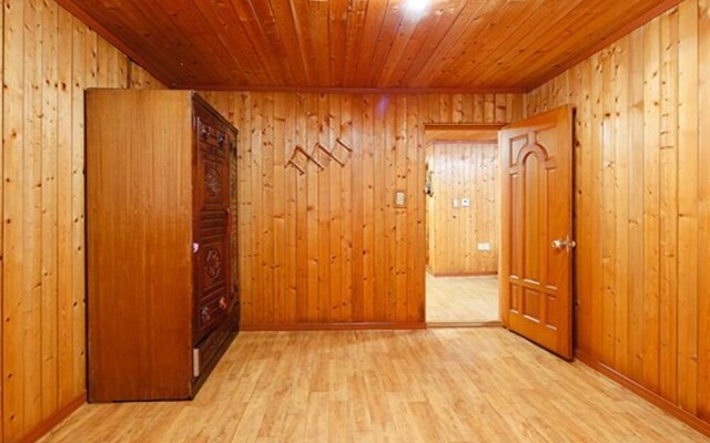 Yangsan Forur Seasons Villa Pension