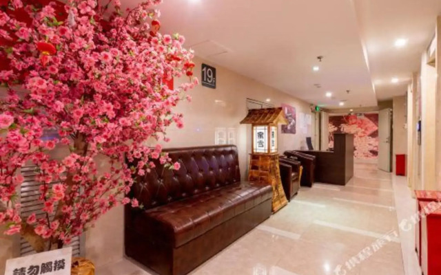 Michelle House Hotel