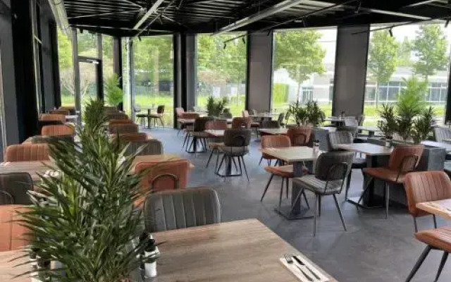 OZO Hotels Antares Airport