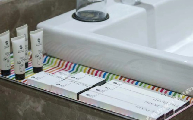 Pushi Serviced Apartment