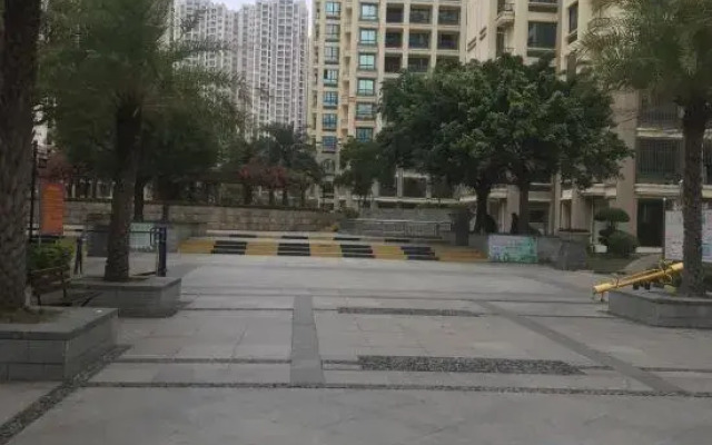 Beihai Yigui Youth Hostel (Wanda Plaza Wuyue Plaza Branch)