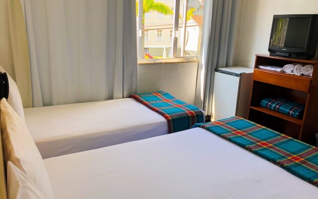 Dom Pedro Hotel
