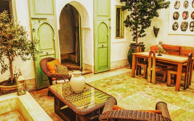 Riad Roshan