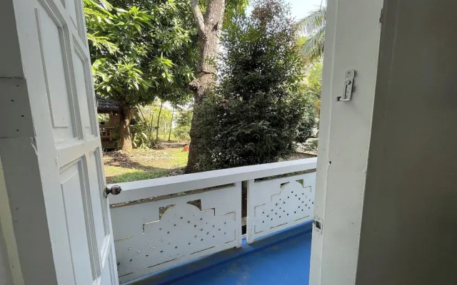 Casa De Praxides Tourist Inn