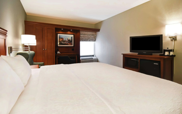 Hampton Inn St. Louis/Westport