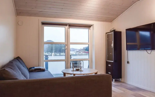 Nice Home in Farsund With 4 Bedrooms and Wifi
