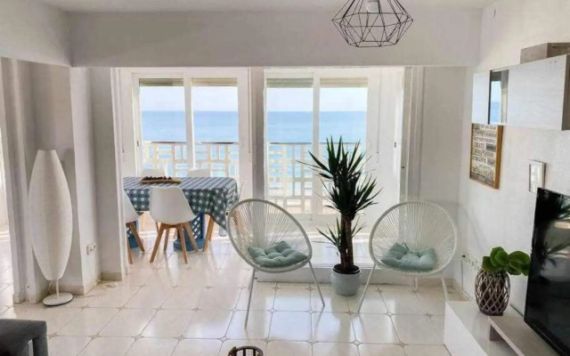 COSY FLATS 1ª LINEA VISTAS ESPECTACULARES