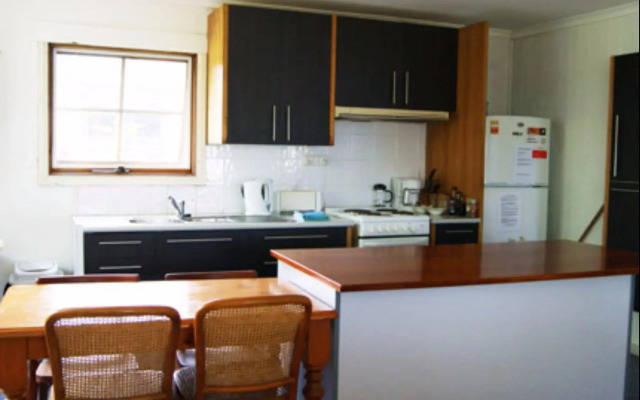 Serenity Holiday Shack