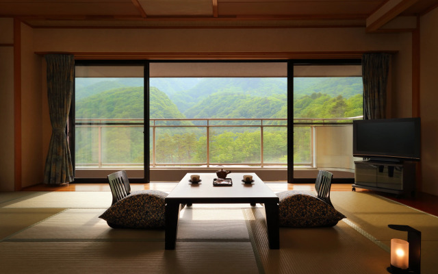 Takayu Onsen Kagetsu Highland Hotel