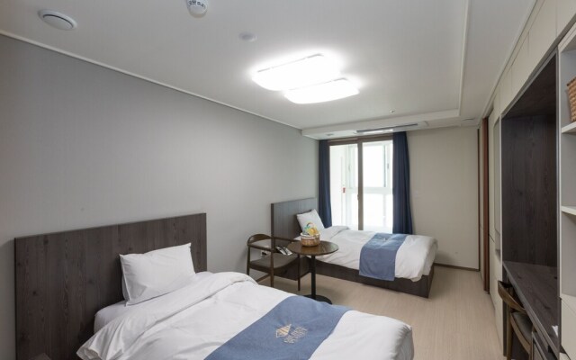 Golden Planet Hotel & Resort