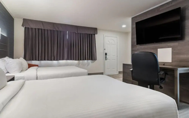 Glengarry Extended Stays