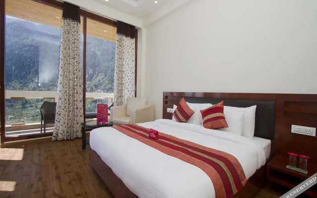 OYO Premium Jagatsukh Valley