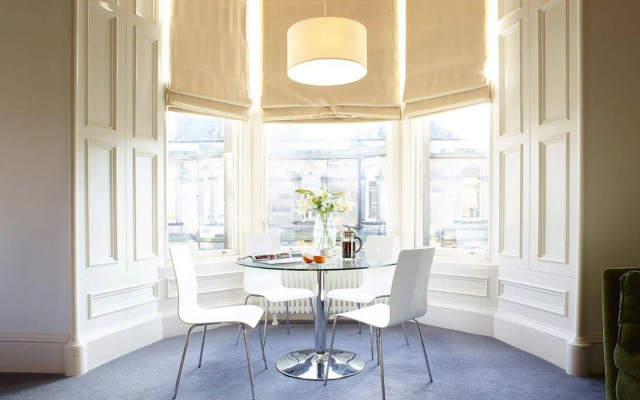Merchiston Residence