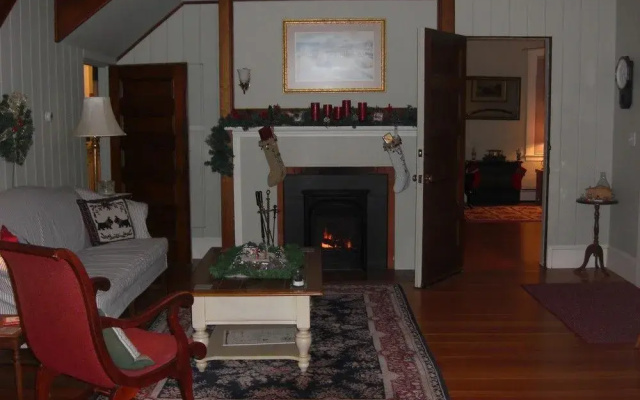 The Seafarer Inn