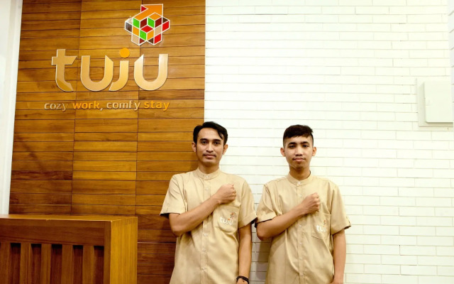Tuju Arteri Pods