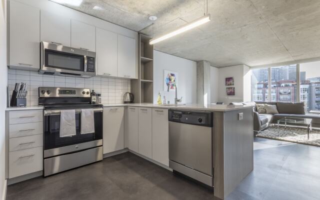 Domicile Suites at Cove