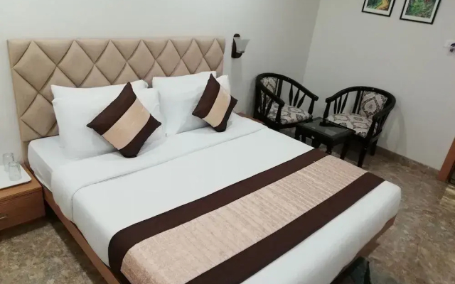 Hotel Aditya Residency