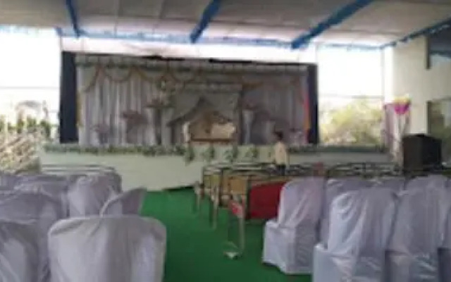 Hotel Grand Palace by OYO Rooms