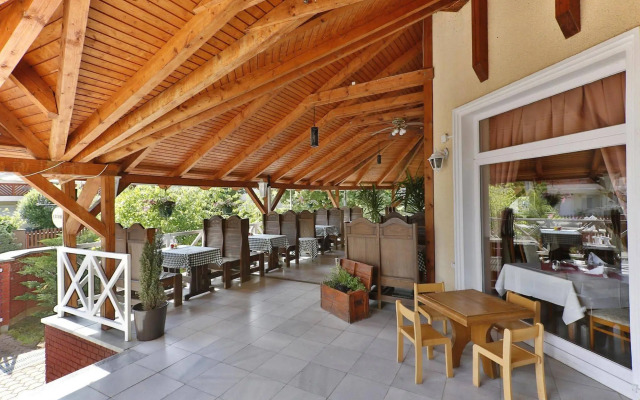 Hotel Francoise