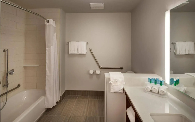 Holiday Inn Express & Suites Terrace by IHG