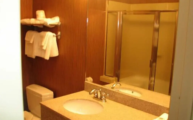 Randolph Inn and Suites