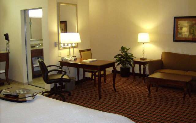 Hampton Inn & Suites Dayton-Airport