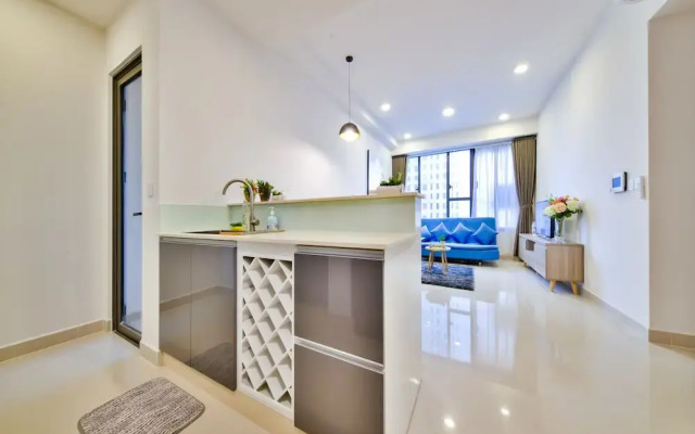 New Tresor River and City View Apartment