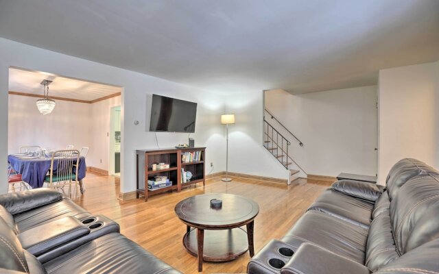 Pittsburgh Townhome ~ 5 Miles to Market Square