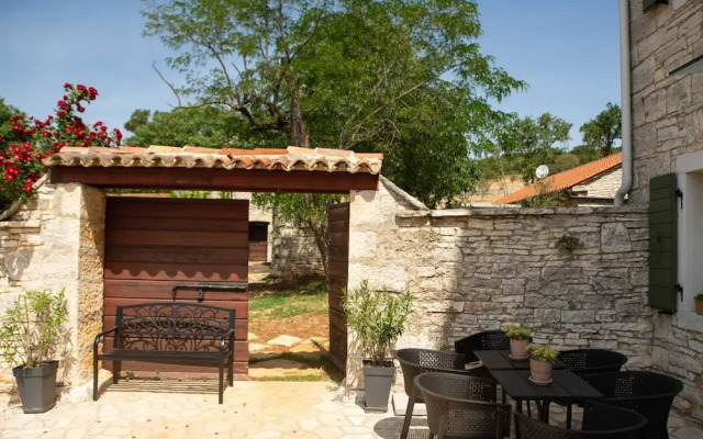 The Poolside Stone House in Bale