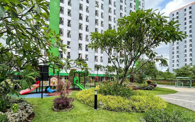 OYO 498 Green Lake View Ciputat