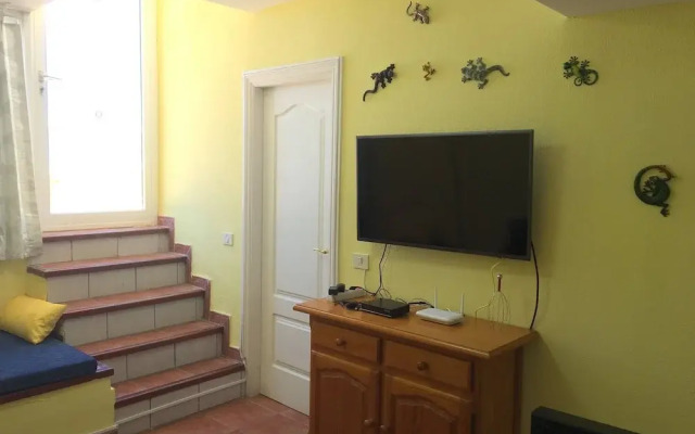 2 Bd Apartment With Stunning View
