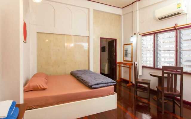 Baan Kong Hostel