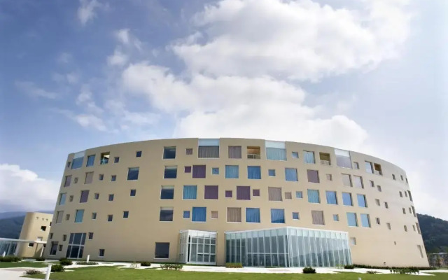 Ocean Resort Hotel & Spa Uminpia