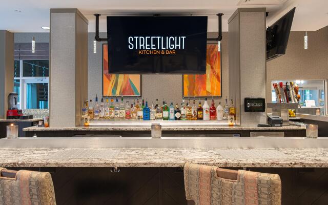 Holiday Inn & Suites Philadelphia W - Drexel Hill by IHG
