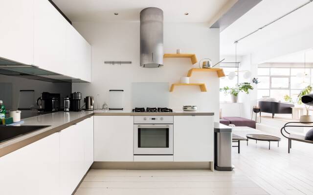Spacious & Bright Loft Apartment - Shoreditch