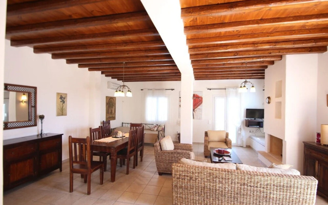 Villa Attalus 2