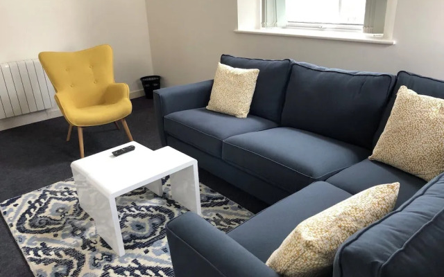 Armyn House Apartments