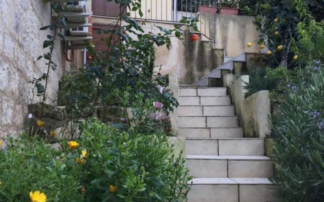 SoleLuna House