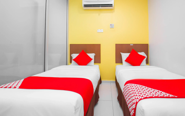 OYO 582 Hotel Walk Inn
