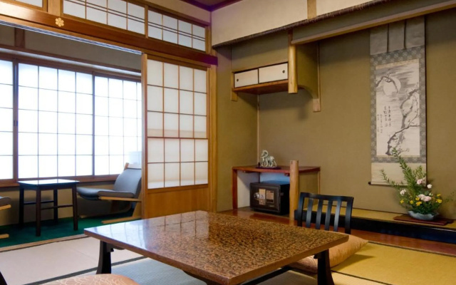 Izumi-So – Guest Rooms – Gero