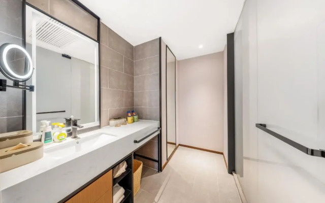 Echarm Hotel (Chengdu Chunxi Road Pedestrian Street)