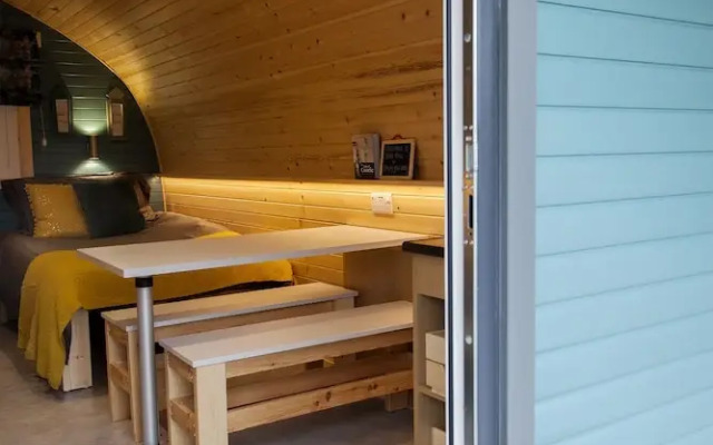 Arnprior Glamping: Brae Face