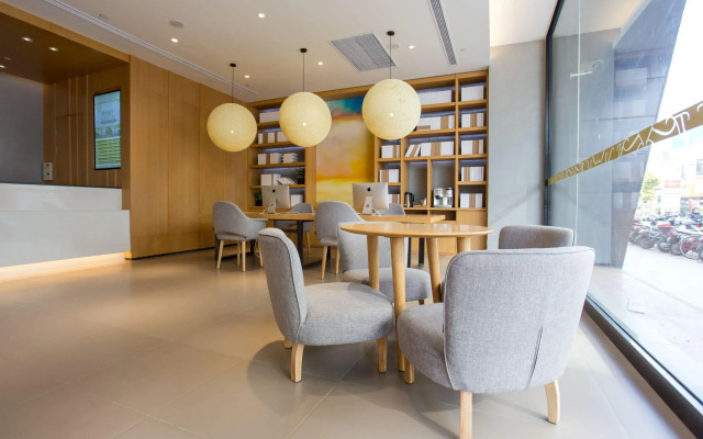 JI Hotel Shanghai Hongqiao Jinhui Road