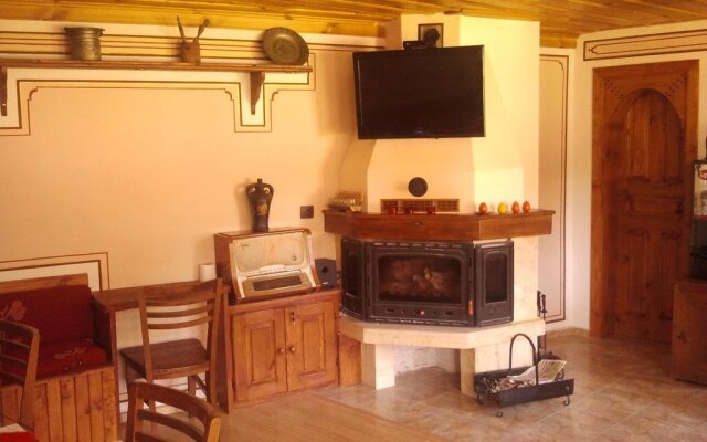 Trayanova Guest House