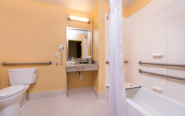 Holiday Inn Express Hotel and Suites Scranton by IHG